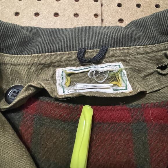 VTG LL Bean Jacket Mens Medium Brown Canvas Barn Work Chore Coat Plaid Lined USA - Picture 8 of 11